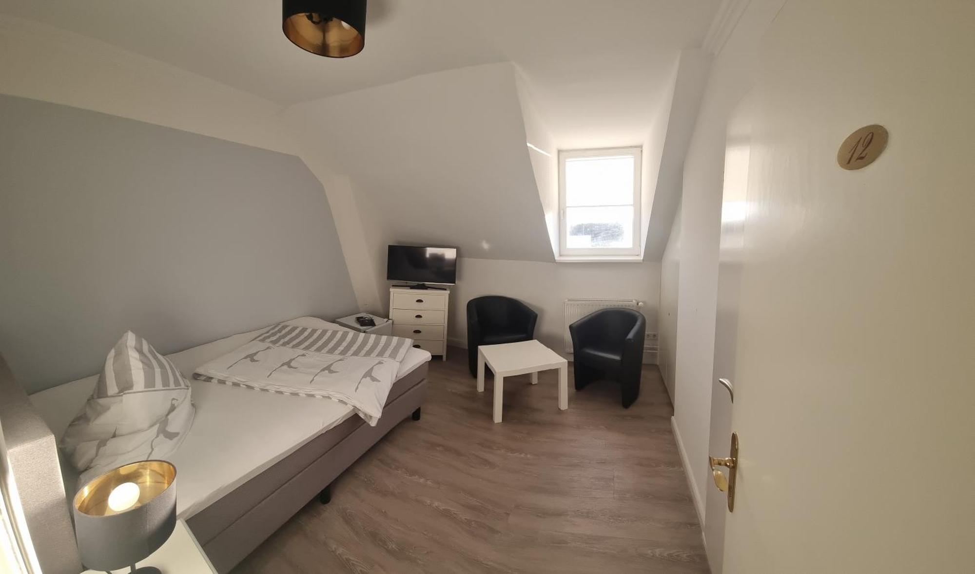 Hotel-Cafe-Lindow Wenningstedt-Braderup Eksteriør billede