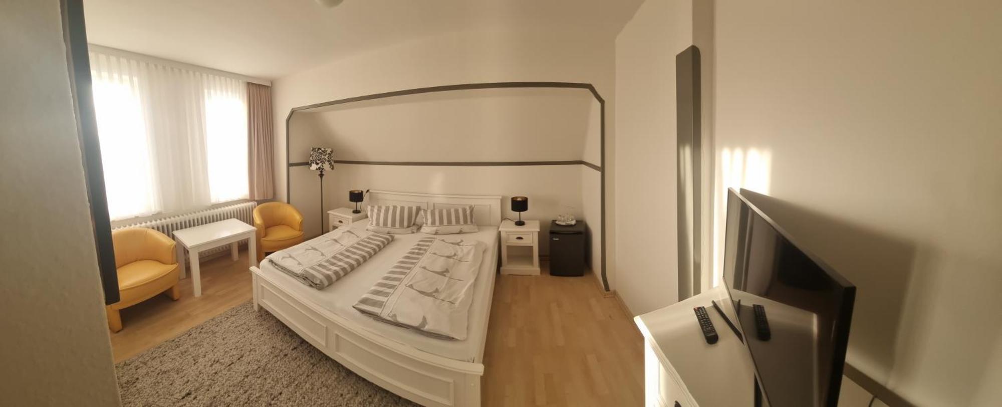 Hotel-Cafe-Lindow Wenningstedt-Braderup Eksteriør billede
